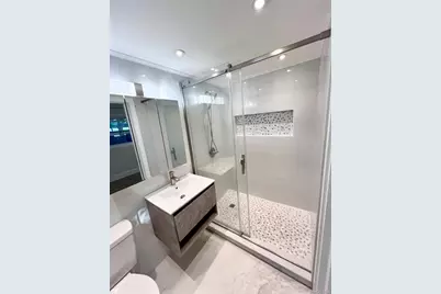 566 Locust Avenue, Oakdale, NY 11769 - Photo 23