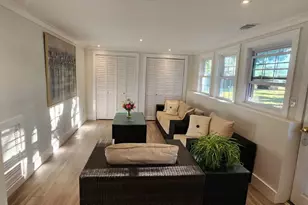 566 Locust Ave, Oakdale, NY 11769 - Photo 21