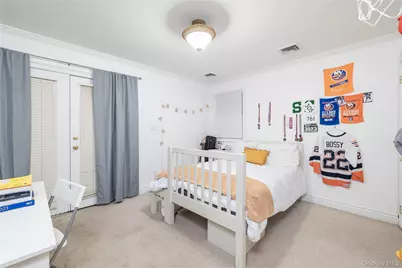 3731 Park Avenue, Wantagh, NY 11793 - Photo 9