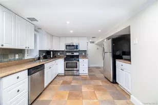 3731 Park Ave, Wantagh, NY 11793 - Photo 11