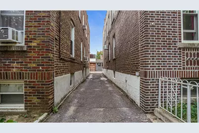 1539 Hollywood Avenue, Bronx, NY 10461 - Photo 3