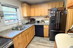 15 Harrison Ave, Amityville, NY 11701 - Photo 13