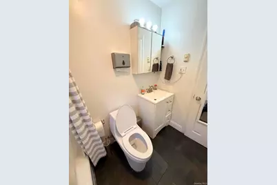 15 Harrison Avenue #15B, Amityville, NY 11701 - Photo 31