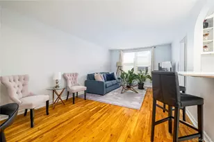 530 Dubois Ave, Valley Stream, NY 11581 - Photo 3