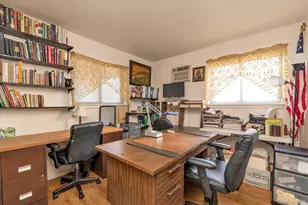 27 Juniper Rd, Port Washington, NY 11050 - Photo 11