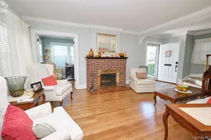 20 Geranium Ave, Floral Park, NY 11001 - Photo 7
