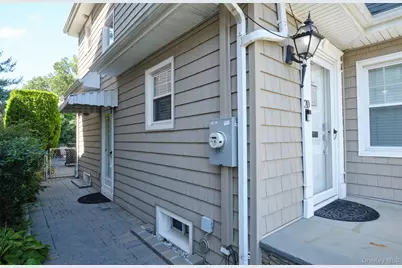 20 Geranium Avenue, Floral Park, NY 11001 - Photo 5