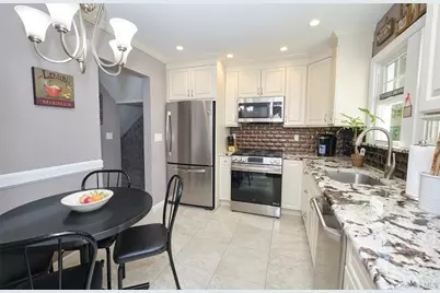 20 Geranium Avenue, Floral Park, NY 11001 - Photo 17