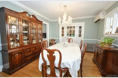 20 Geranium Avenue, Floral Park, NY 11001 - Photo 15