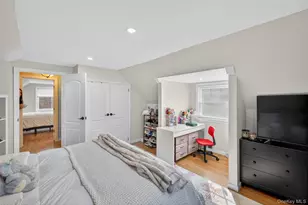 1723 Kroll Rd, East Meadow, NY 11554 - Photo 15
