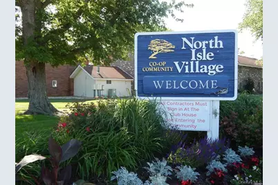 17 Montana Court #17, Coram, NY 11727 - Photo 15