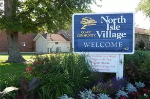 17 Montana Ct, Coram, NY 11727 - Photo 15