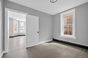 12 Liberty St, Newburgh, NY 12550 - Photo 31