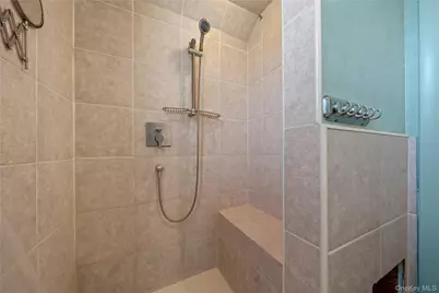 166 Swan Lane, Levittown, NY 11756 - Photo 31