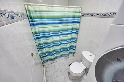 63 Silver Lane, Levittown, NY 11756 - Photo 21