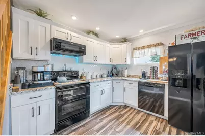 63 Silver Lane, Levittown, NY 11756 - Photo 3