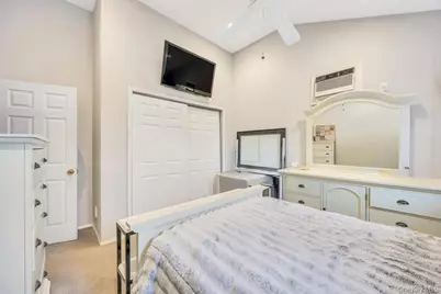 63 Silver Lane, Levittown, NY 11756 - Photo 13