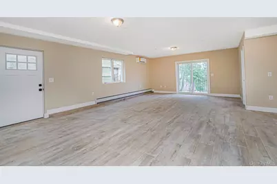 19 Glenwood Avenue, New York, NY 10301 - Photo 13