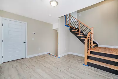 19 Glenwood Avenue, New York, NY 10301 - Photo 15