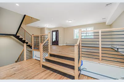 19 Glenwood Avenue, New York, NY 10301 - Photo 11