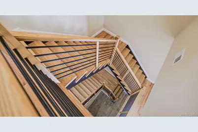 19 Glenwood Avenue, New York, NY 10301 - Photo 27