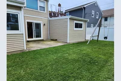 827 E Park Avenue #Lower, Long Beach, NY 11561 - Photo 17