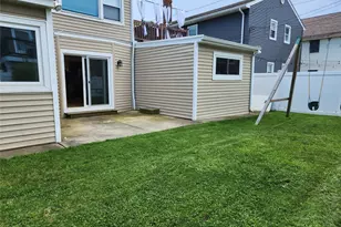 827 E Park Ave, Long Beach, NY 11561 - Photo 17