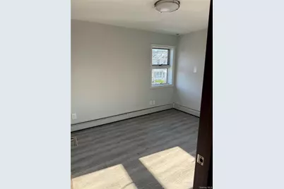 8866 Myrtle Avenue, Glendale, NY 11385 - Photo 21