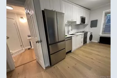 225 Main Street, Brookhaven, NY 11777 - Photo 3