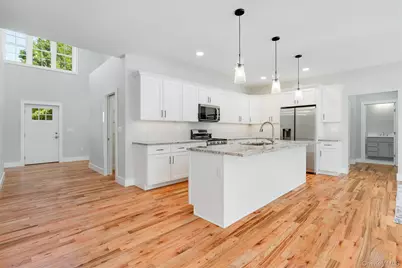 7 Bear Hollow Lane, Hyde Park, NY 12538 - Photo 3