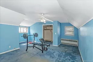 305 Crowell St, Hempstead, NY 11550 - Photo 15