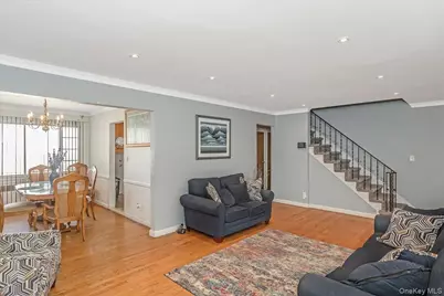 305 Crowell Street, Hempstead, NY 11550 - Photo 3