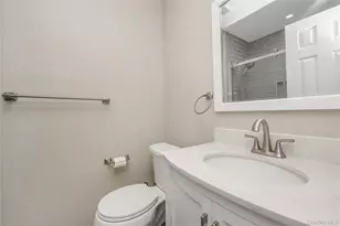 100 Daly Blvd, Oceanside, NY 11572 - Photo 19