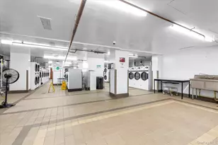 6120 Grand Central Pkwy, Forest Hills, NY 11375 - Photo 15