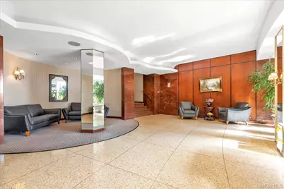 61-20 Grand Central Parkway #C207, Forest Hills, NY 11375 - Photo 13