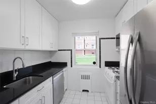 196-35 Dunton Ave Hollis, Hollis, NY 11423 - Photo 1