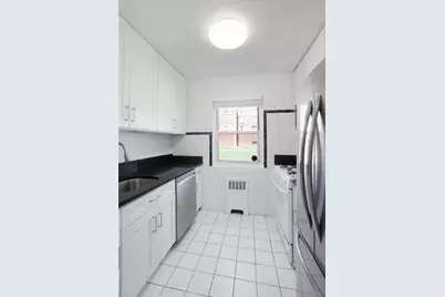 196-35 Dunton Ave Hollis #1, Hollis, NY 11423 - Photo 7