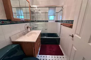 15-27 212th St, Bayside, NY 11360 - Photo 23