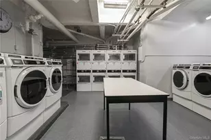 69-40 Yellowstone Blvd, Forest Hills, NY 11375 - Photo 15