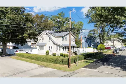 197 S 4th Street, Lindenhurst, NY 11757 - Photo 21