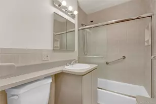 20 Daley Pl, Lynbrook, NY 11563 - Photo 17