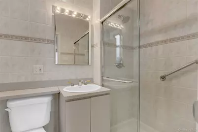 20 Daley Place #104, Lynbrook, NY 11563 - Photo 23