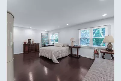 15 Fairway Circle S #15, Manhasset, NY 11030 - Photo 19