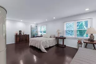 15 Fairway Cir S, Manhasset, NY 11030 - Photo 19