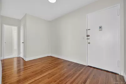 360 Westchester Avenue #302, Port Chester, NY 10573 - Photo 7