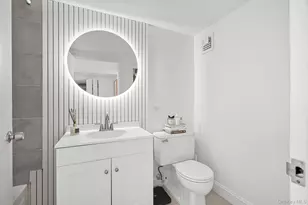 1 Landmark Sq, Port Chester, NY 10573 - Photo 15