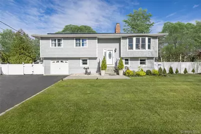 8 Westerly Court, Hampton Bays, NY 11946 - Photo 25