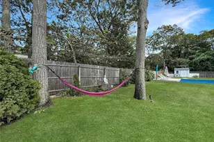 8 Westerly Ct, Hampton Bays, NY 11946 - Photo 7