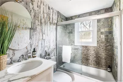 8 Westerly Court, Hampton Bays, NY 11946 - Photo 21