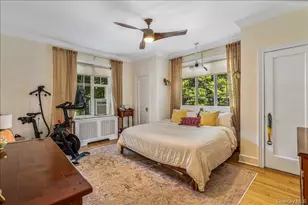 38-30 Douglaston Pkwy, Douglaston, NY 11363 - Photo 9